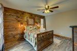 Terrace Level Queen Bedroom with Trundle bed
